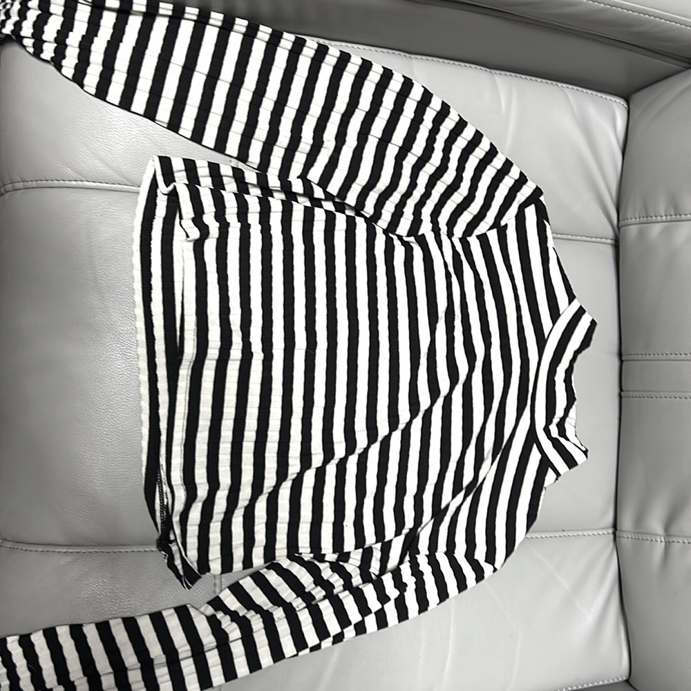 Large H&M black and white striped crop top